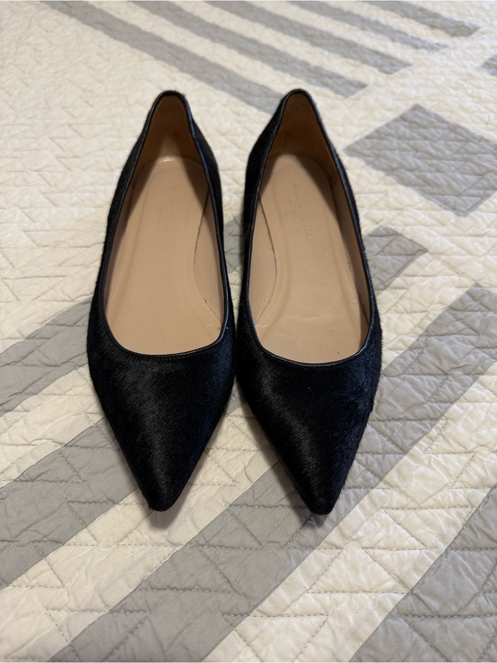 Club Monaco Black Calf Hair Pointed-Toe Flats Size 38.5 Made in Italy